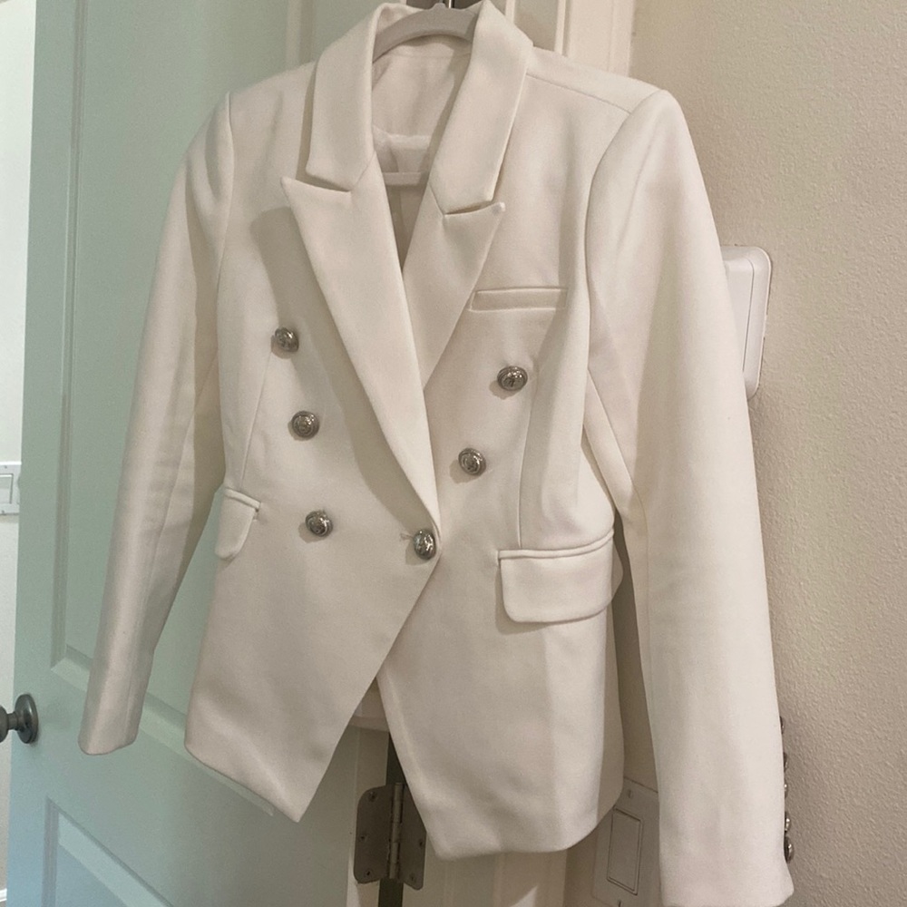 Gorgeous White Blazer